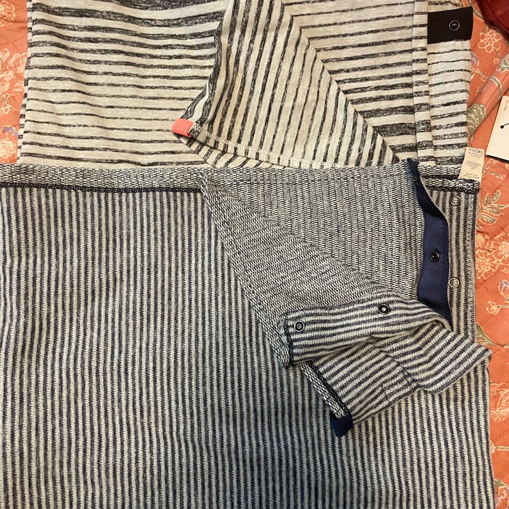Lululemon Vinyasa Scarves